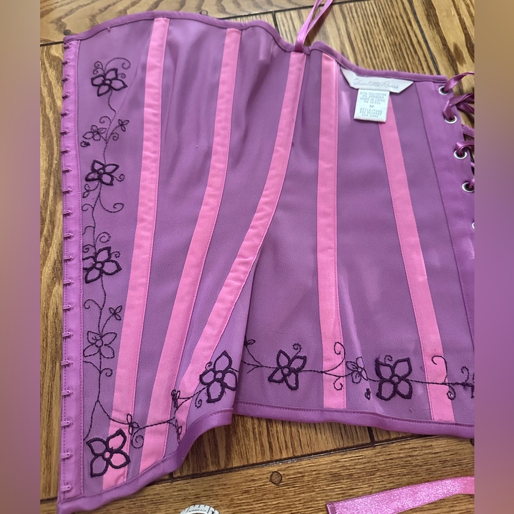 Charlotte Russe Plum Corset Top with Embroidery - Picture 5 of 9